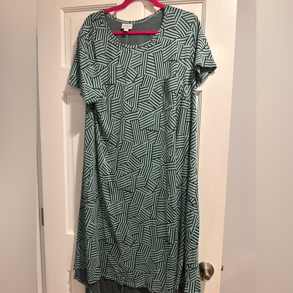 FREE SHIPPING! Lularoe plus size- Lot of Carly/other lularoe dresses- Sz 2X & 3X - Picture 6 of 15